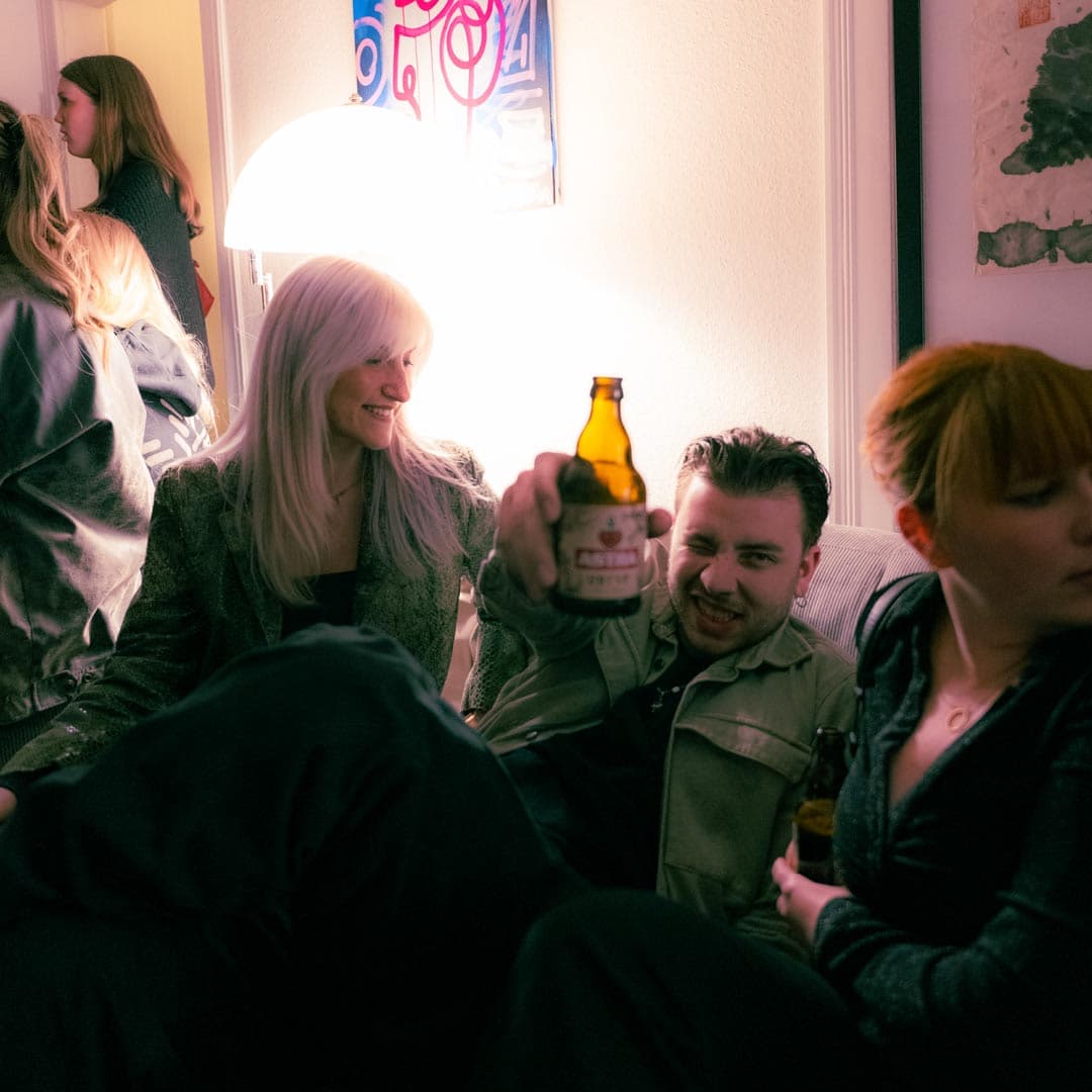 Gäste und Atmosphäre der Hausgemacht Party